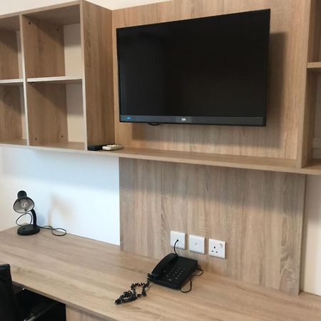 Aa+ Rezidance Motel Никозия Екстериор снимка